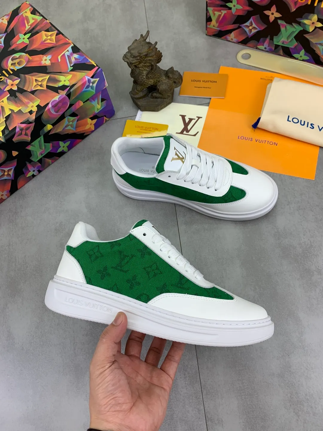 Men's men's shoes💰P520💰[New model]🆘High quality cowhide [Louis Vuitton]LV official website latest model🎁casual and fashionable men's shoes👟hot style💥simple and elegant style, exclusive for trendy men. Unique official website latest brand elements👑original decoration, fashionable and generous, the fabric is made of original denim➕comfortable and breathable mesh lining➕cow leather feet ✅The official website specifies wear-resistant casual outsole, the classic model is taken in real life🎬Color: 5⃣️colors available😍Number of codes: 38-44 Full set of packaging